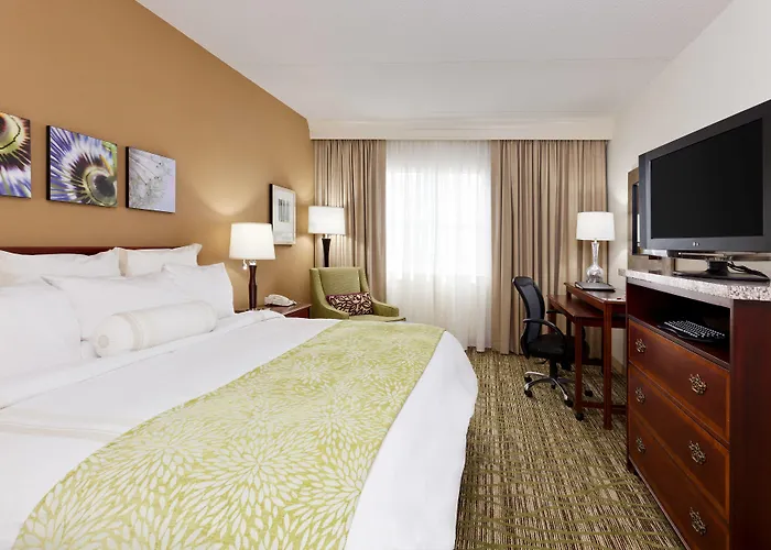 Chicago Marriott Midway 3*