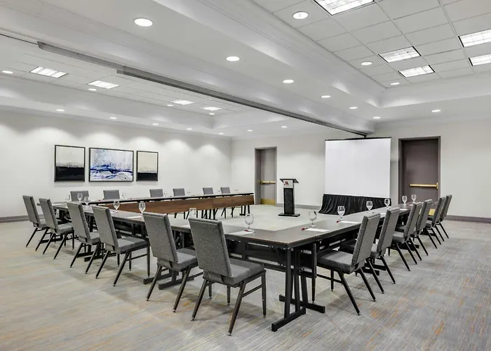 Chicago Marriott Midway 3*